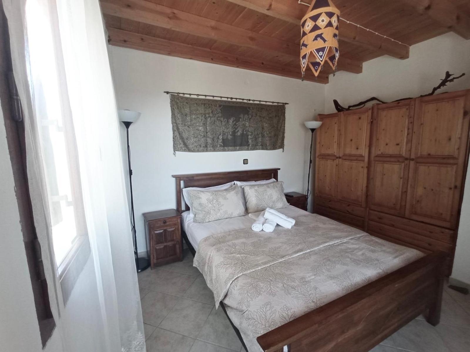 Marina House Next To Halikounas Beach Екстер'єр фото