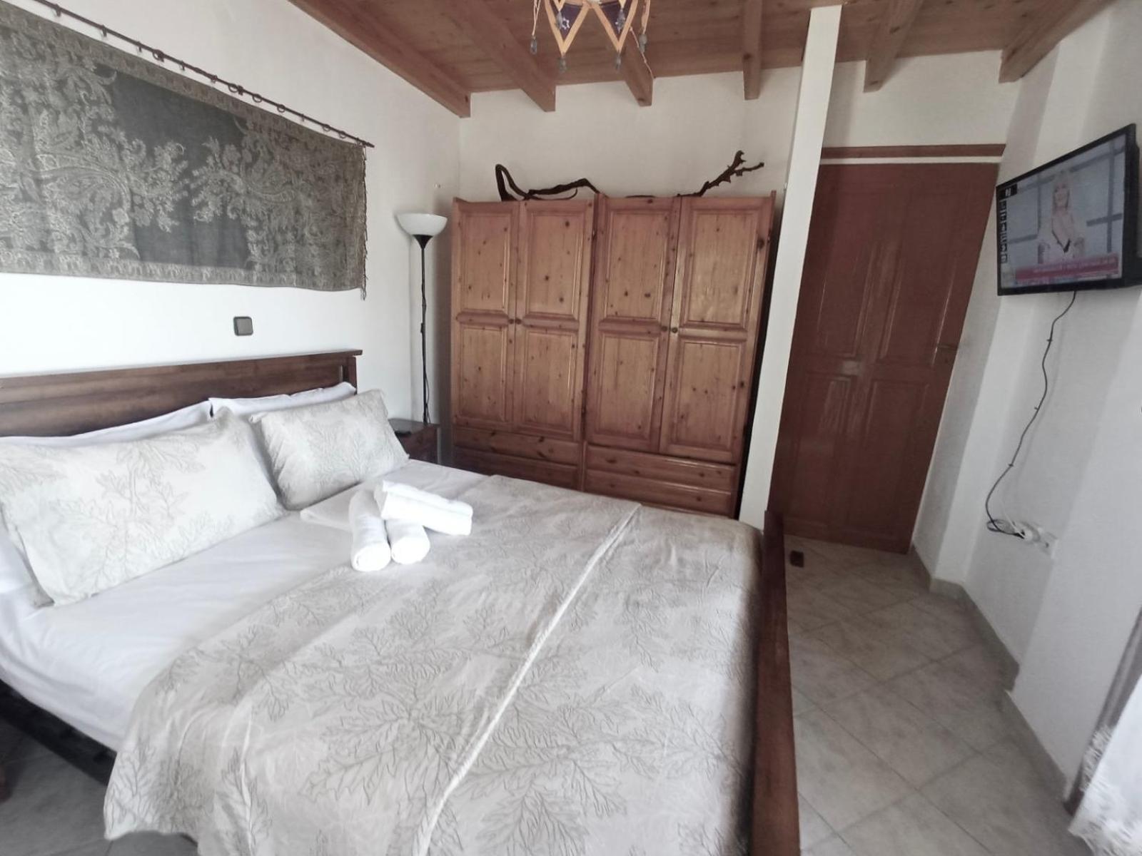 Marina House Next To Halikounas Beach Екстер'єр фото
